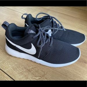 Nike Roshe One